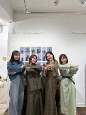 
Fukumura Mizuki,


Kusumi Koharu,


Nonaka Miki,


Takahashi Ai,

