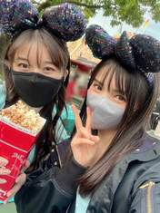 
Makino Maria,


Michishige Sayumi,

