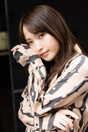 
Sayashi Riho,

