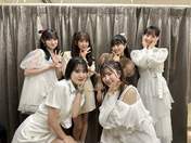 
Miyamoto Karin,


Miyazaki Yuka,


Nishida Shiori,


Ogata Risa,


Ozeki Mai,

