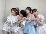 
Ishida Ayumi,


Michishige Sayumi,


Sato Masaki,


Tanaka Reina,

