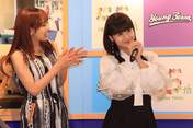 
Iikubo Haruna,


Yokoyama Reina,

