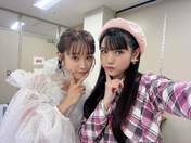 
Michishige Sayumi,


Takahashi Ai,

