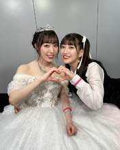 
Fukumura Mizuki,


Haga Akane,

