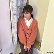 
Sayashi Riho,

