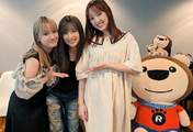 
Iikubo Haruna,


Sato Masaki,


Yokoyama Reina,

