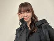 
Hamaura Ayano,

