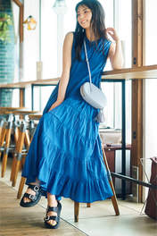 
Michishige Sayumi,

