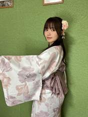 
Hamaura Ayano,

