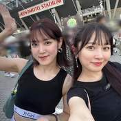 
Morito Chisaki,


Ozeki Mai,


