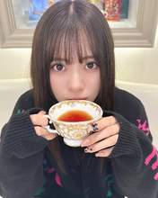 
Ikuta Erina,

