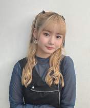 
Yokoyama Reina,


