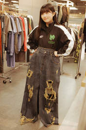 
Nishida Shiori,

