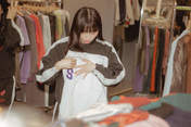 
Nishida Shiori,

