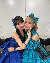 
Ishida Ayumi,


Yokoyama Reina,


