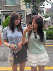 
Morito Chisaki,


Ozeki Mai,

