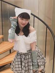 
Takase Kurumi,

