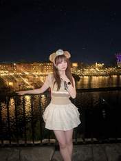 
Ikuta Erina,

