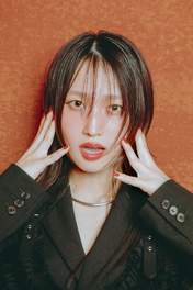 
Sayashi Riho,

