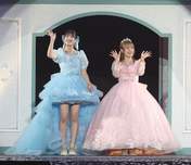 
Haga Akane,


Yokoyama Reina,

